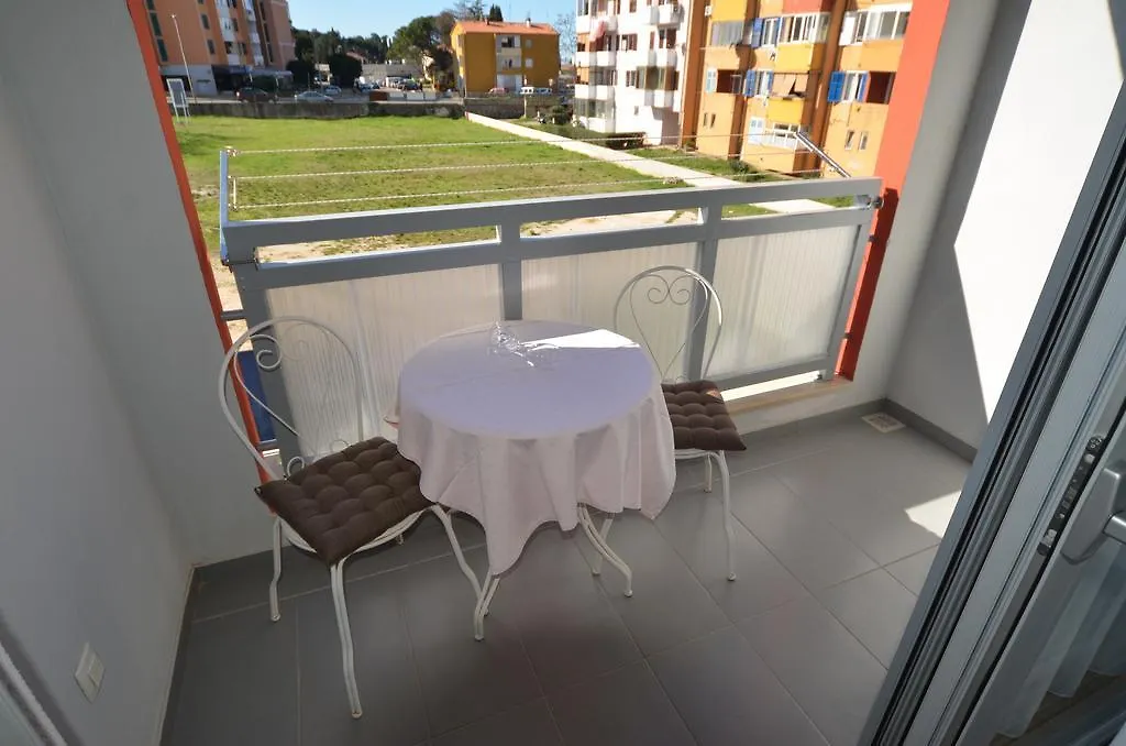 Apartment Dina 52 Rovinj 0*,